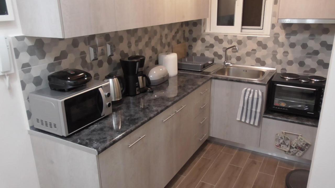 Ellada Apartment เอเธนส์ ภายนอก รูปภาพ